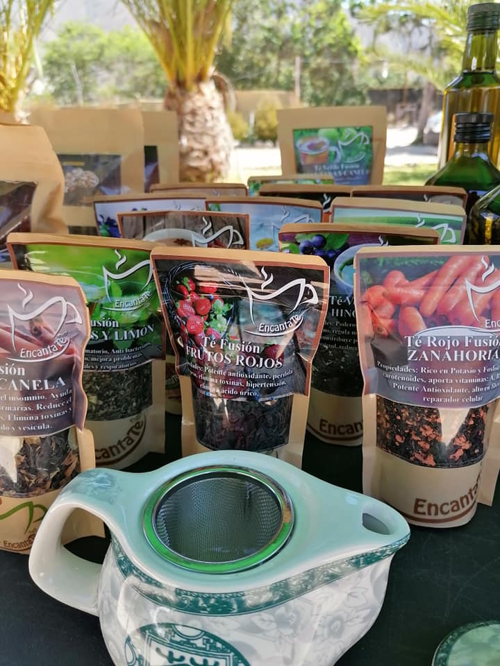 Textura cálida de hojas de té